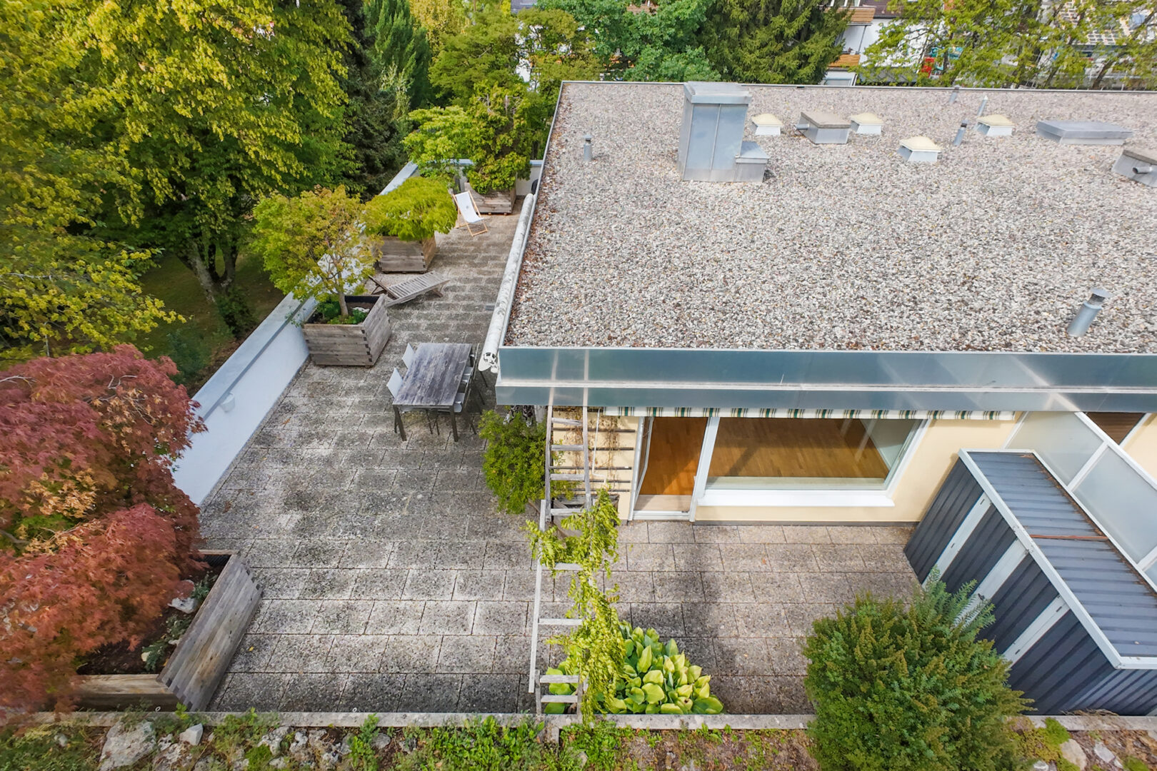 Großzügige Terrasse