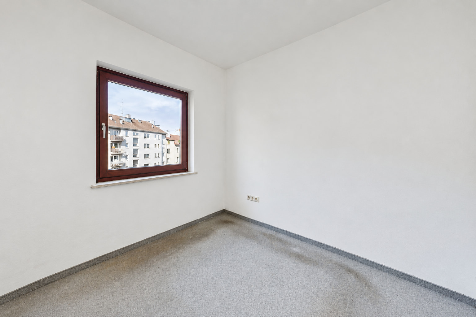 Kinder-/Arbeitszimmer
