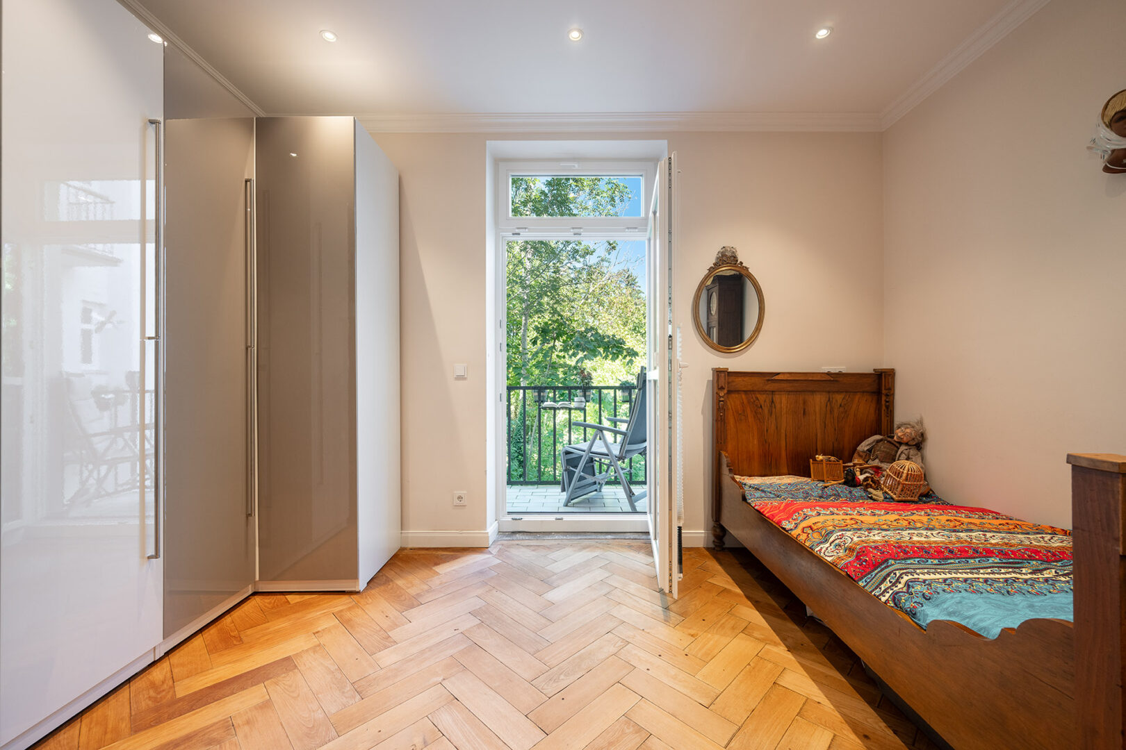 Schlafzimmer oder Homeoffice