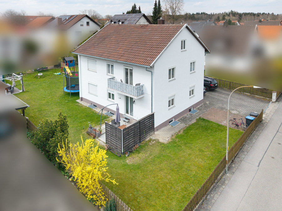 Investieren mit Aussicht - Vermietetes Mehrgenerationenhaus mit Baulandreserve und S-Bahn-Anbindung, 85457 Wörth / Hofsingelding, Mehrfamilienhaus